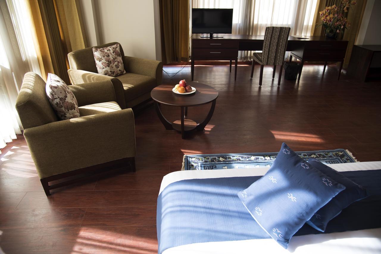 Cityhotel, Тхимпху Екстериор снимка